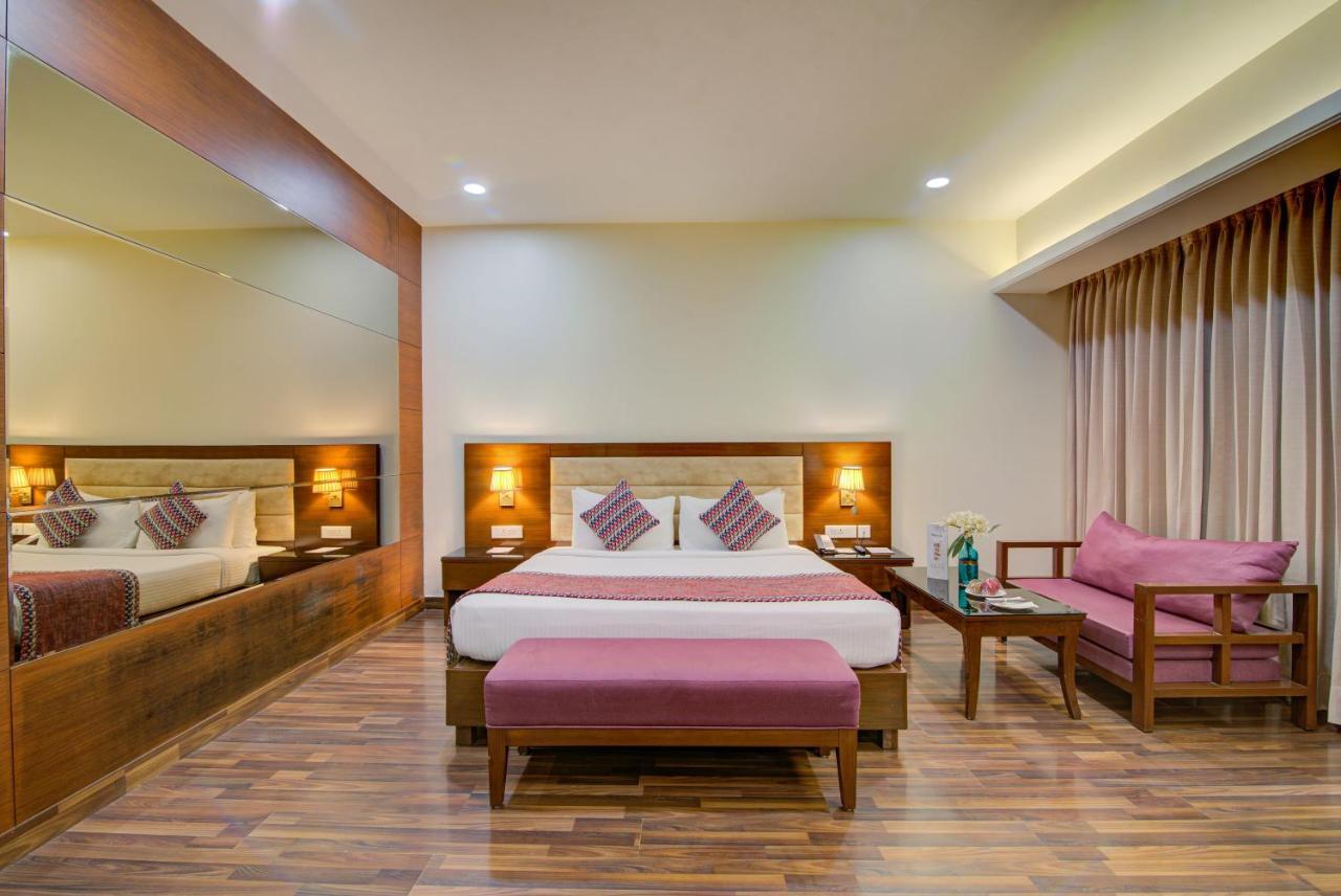 Hotel Home In By Amrik Sukhdev Sonipat Εξωτερικό φωτογραφία