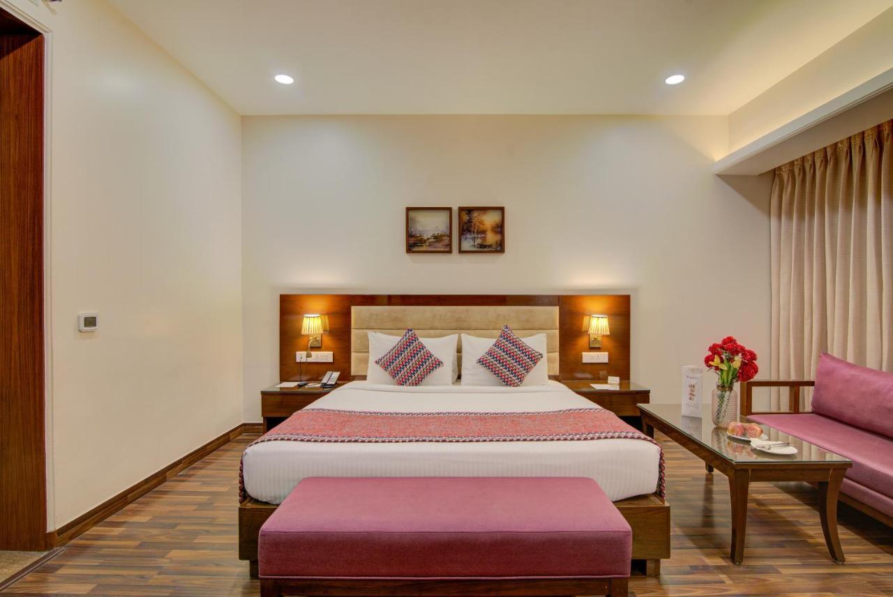 Hotel Home In By Amrik Sukhdev Sonipat Εξωτερικό φωτογραφία