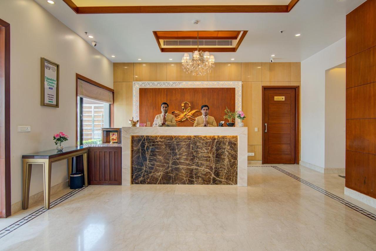 Hotel Home In By Amrik Sukhdev Sonipat Εξωτερικό φωτογραφία