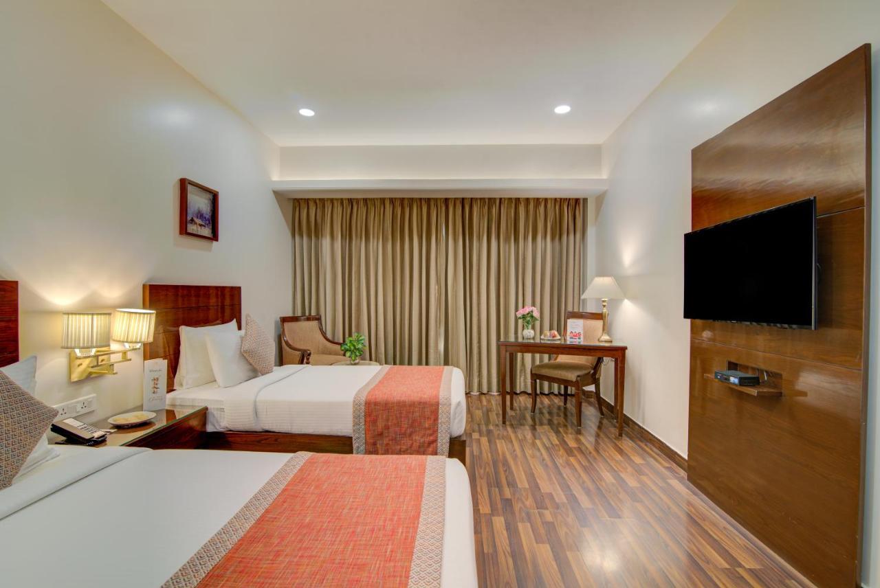 Hotel Home In By Amrik Sukhdev Sonipat Εξωτερικό φωτογραφία