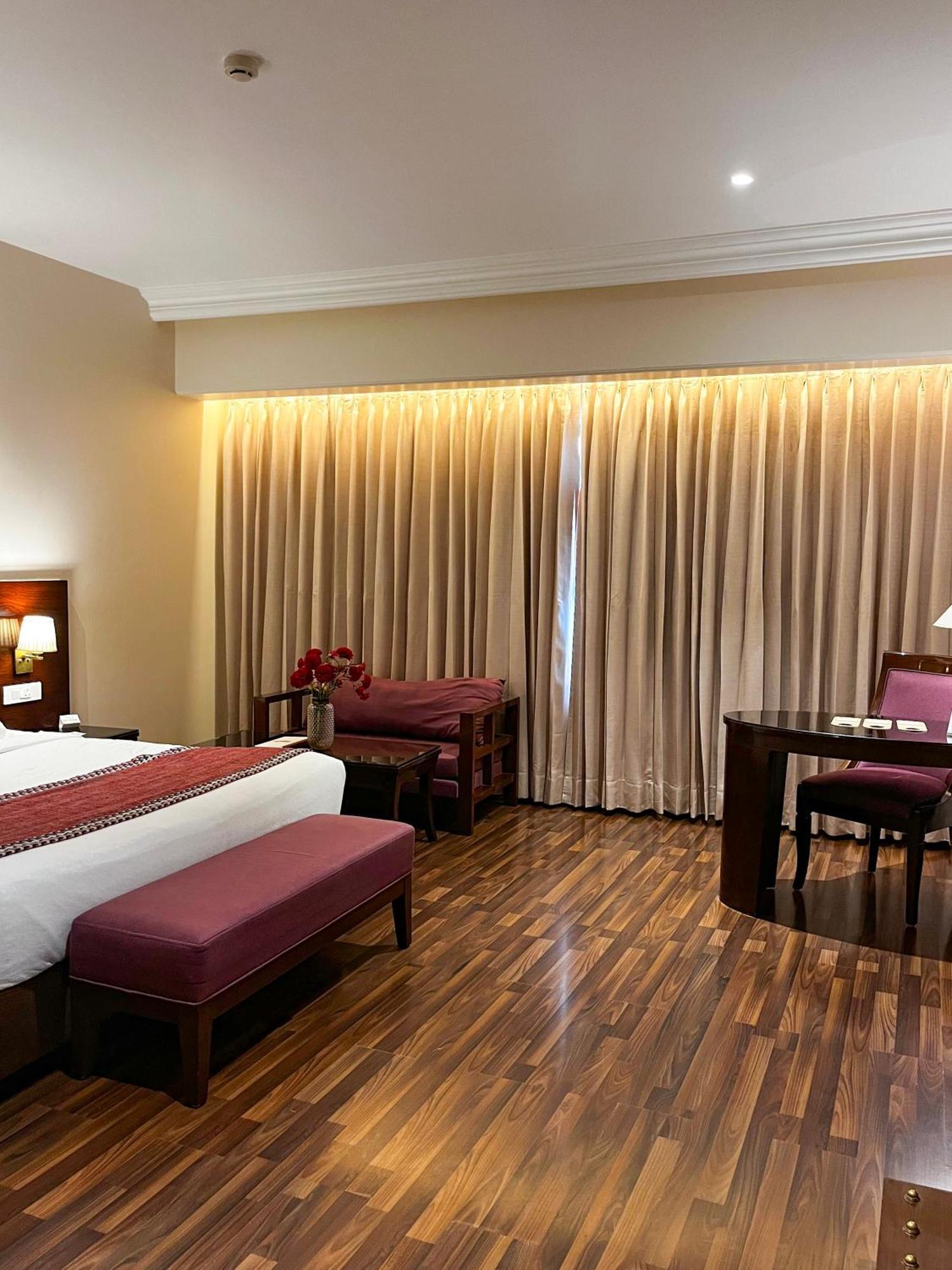 Hotel Home In By Amrik Sukhdev Sonipat Εξωτερικό φωτογραφία